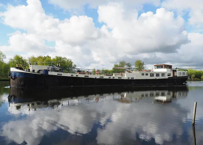 Hotel: hotelboat Sarah Groningen